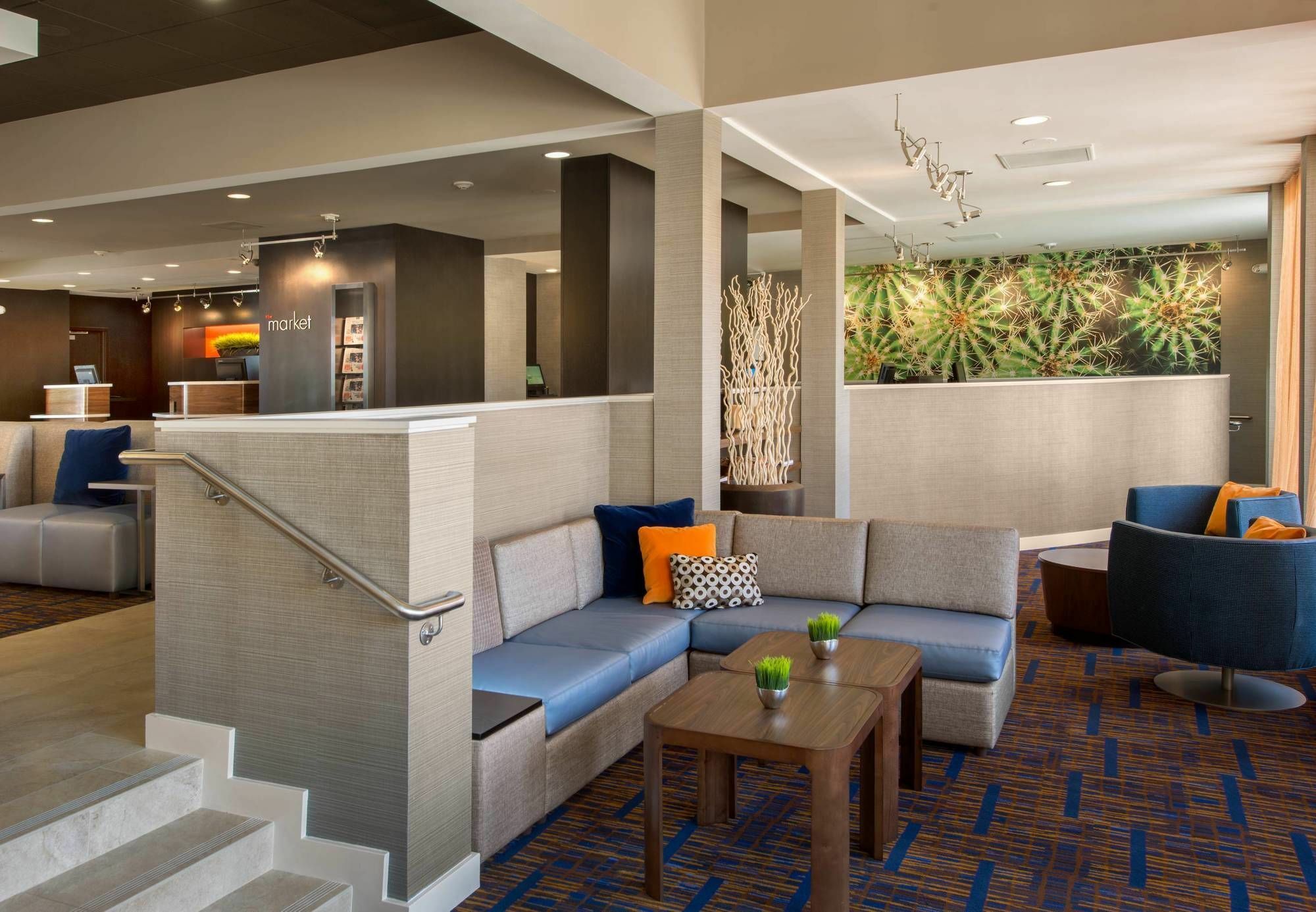 Courtyard Dallas Addison Midway Exterior photo